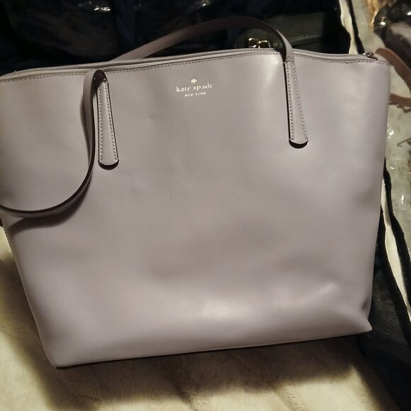 Kate Spade Tote - Picture 1 of 1